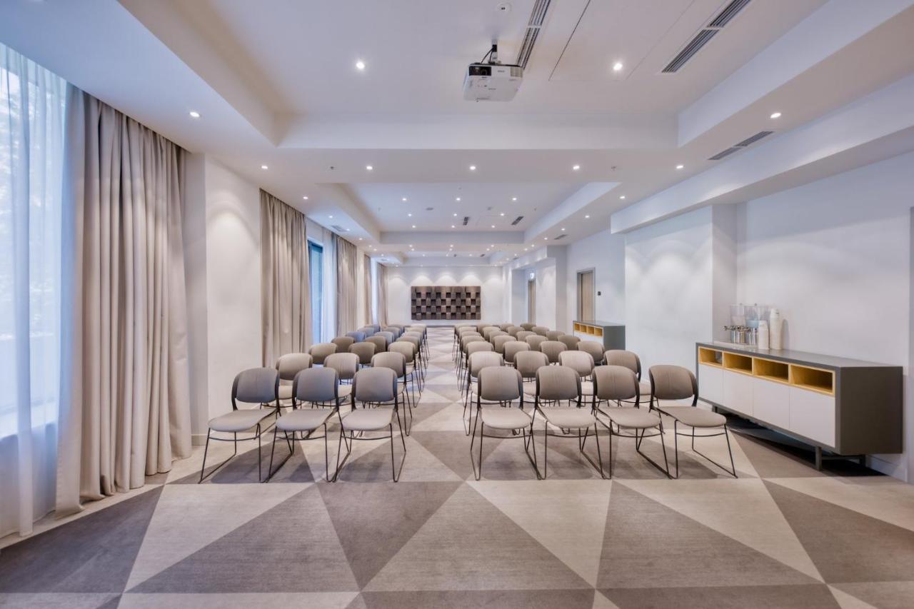 Holiday Inn Express - Yerevan By Ihg Екстер'єр фото