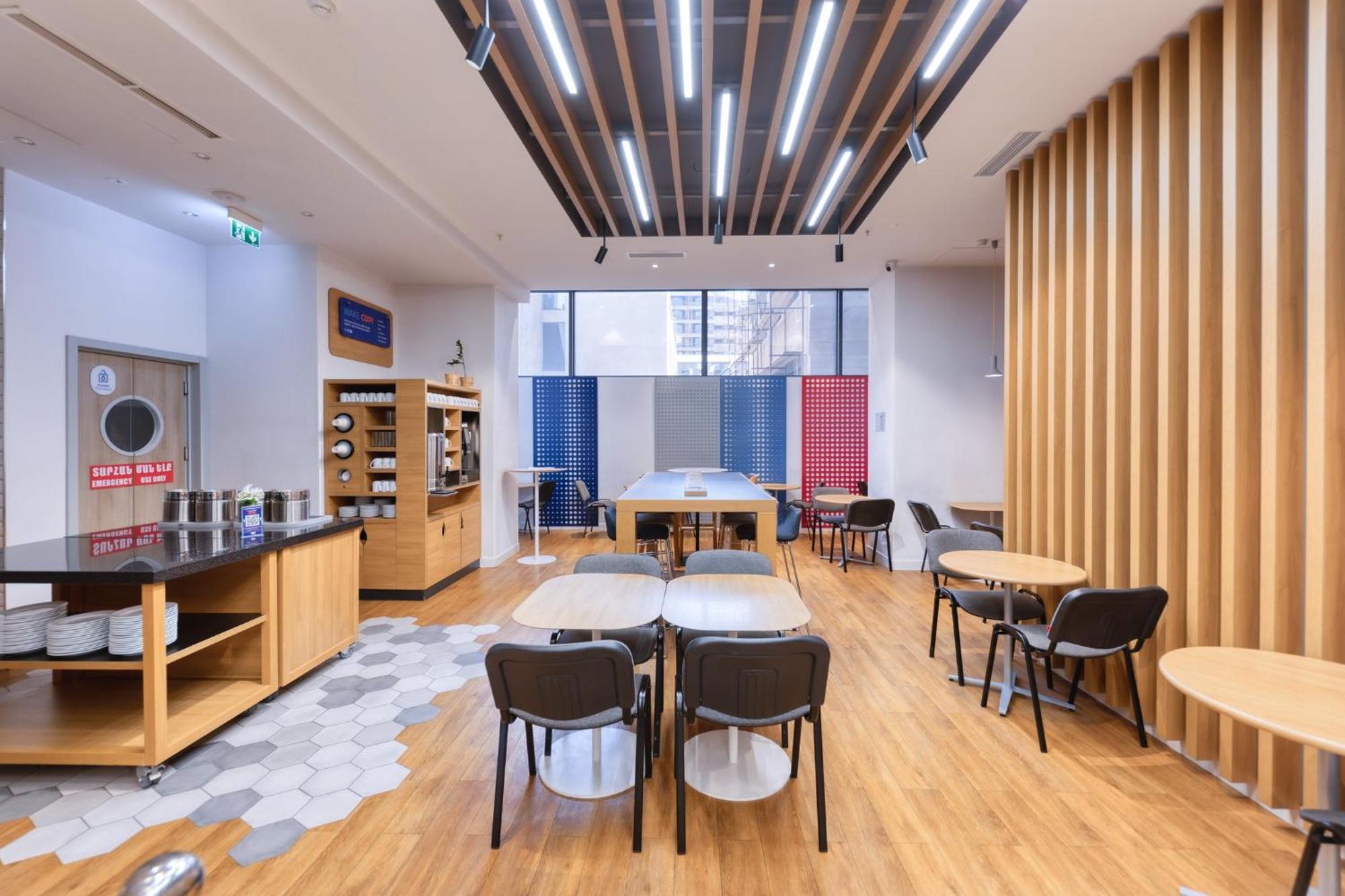 Holiday Inn Express - Yerevan By Ihg Екстер'єр фото