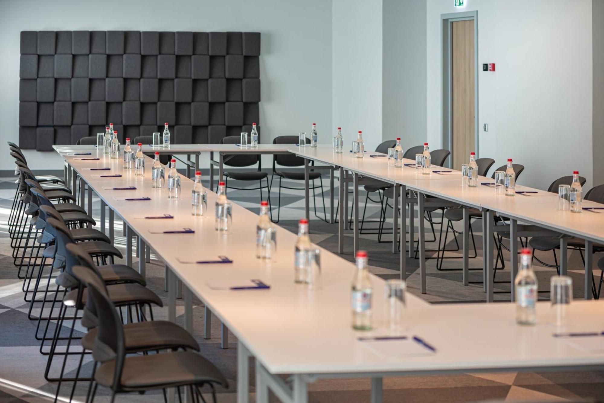 Holiday Inn Express - Yerevan By Ihg Екстер'єр фото